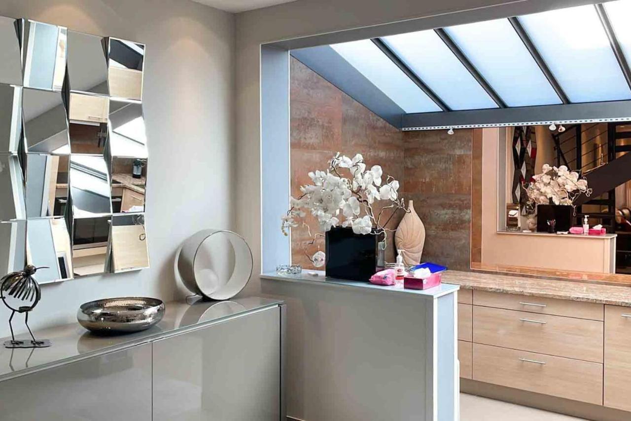 Charming Townhouse With Garden In The City Of Love Parijs Buitenkant foto