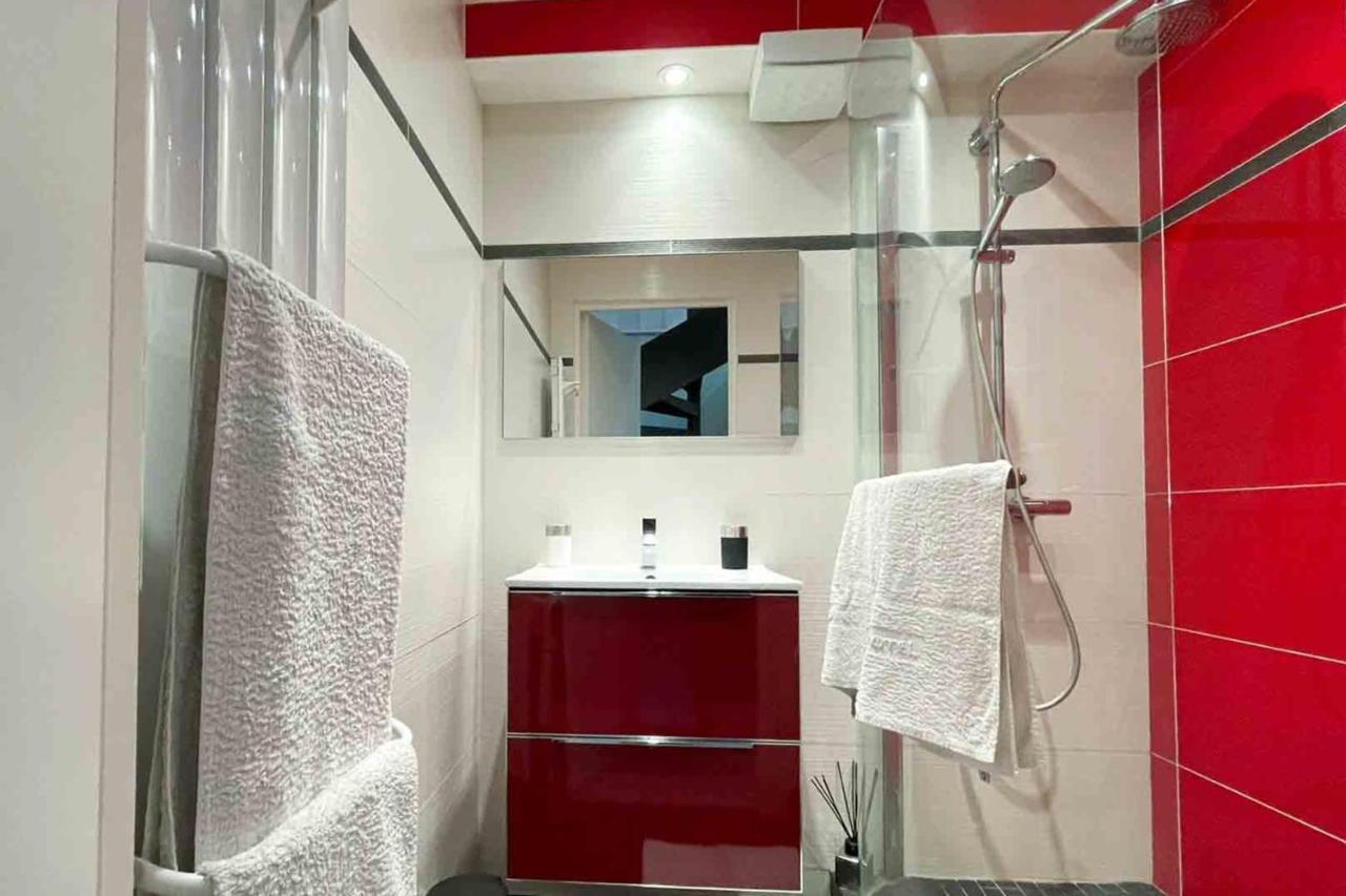 Charming Townhouse With Garden In The City Of Love Parijs Buitenkant foto